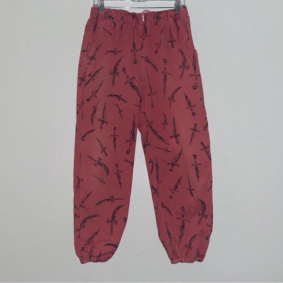 Supreme New York DAGGERS